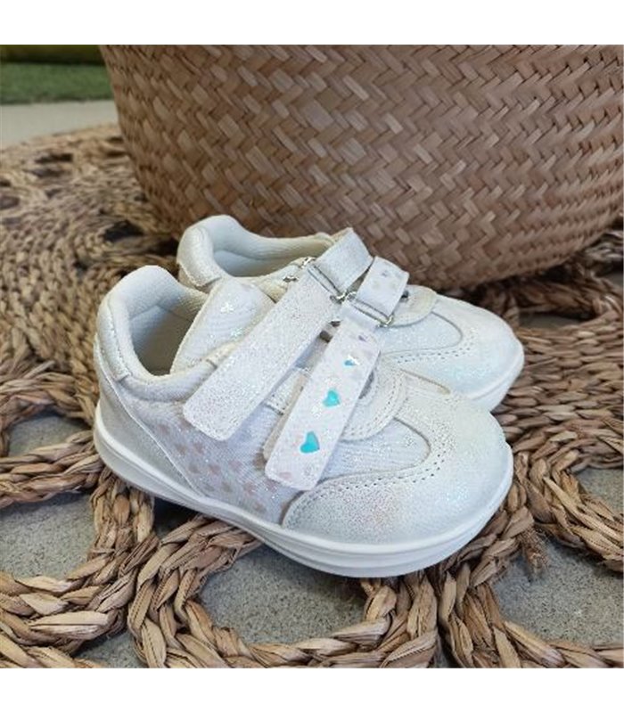 Zapatillas Corazones Brillos Dos Velcros  Blanco 19-25