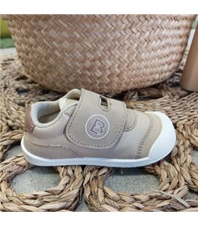 Zapatillas Respetuosas Velcro Ancho B  Camel 19-25